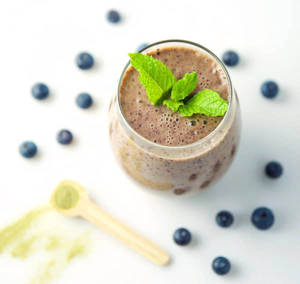 This Blueberry Matcha Mint Smoothie will give you amazing energy! Plus it's Dairy Free! 