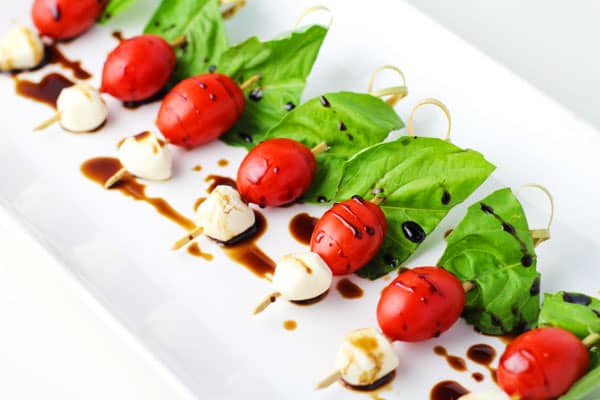 Top 10 Recipes For Memorial Day - Easy Caprese Salad Bites perfect for any BBQ!