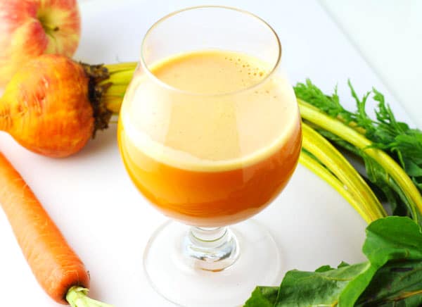 Liver Cleansing Golden Beet Juice made with fresh Beets, Carrots, Apples, and Ginger. This is such a great Detoxing Juice!