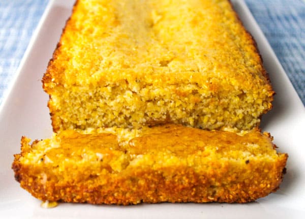 Sweet Cornbread – A Simple Homestead