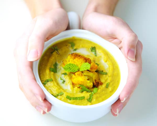 #ad This Turmeric Cauliflower Soup is so creamy and delicious! This is Dairy Free, Gluten Free, and Vegan. | Tastefulventure.com made in partnership with @Walmart and @lovemysilk #SameSilkySmoothTaste