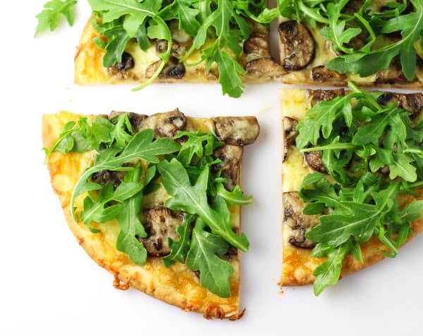 Mushroom and Arugula Pizza (Gluten Free) - This is such a simple and healthy pizza to make on a busy night! 