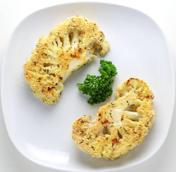 These Parmesan Crusted Cauliflower Steaks (gluten free) are so healthy and so delicious! I made this as a meal and it was so filling!