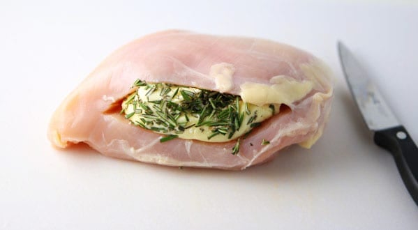 Prosciutto Wrapped Chicken Stuffed with Brie and Rosemary - This can be made in 30 minutes and is so juicy and flavorful!