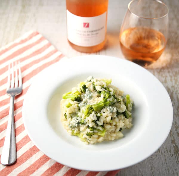 This Broccoli Gorgonzola Risotto is so creamy, savory, and luscious! Once you take your first bite you will not want to put your fork down! #risotto #Italianfood #glutenfree