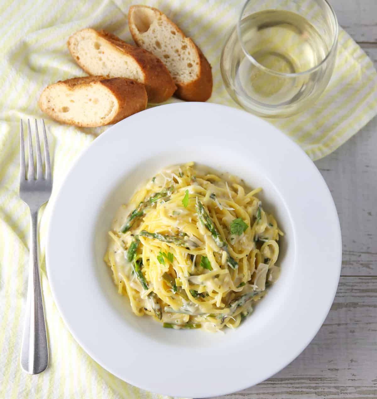 Creamy Lemon Asparagus Spaghetti - Tastefulventure