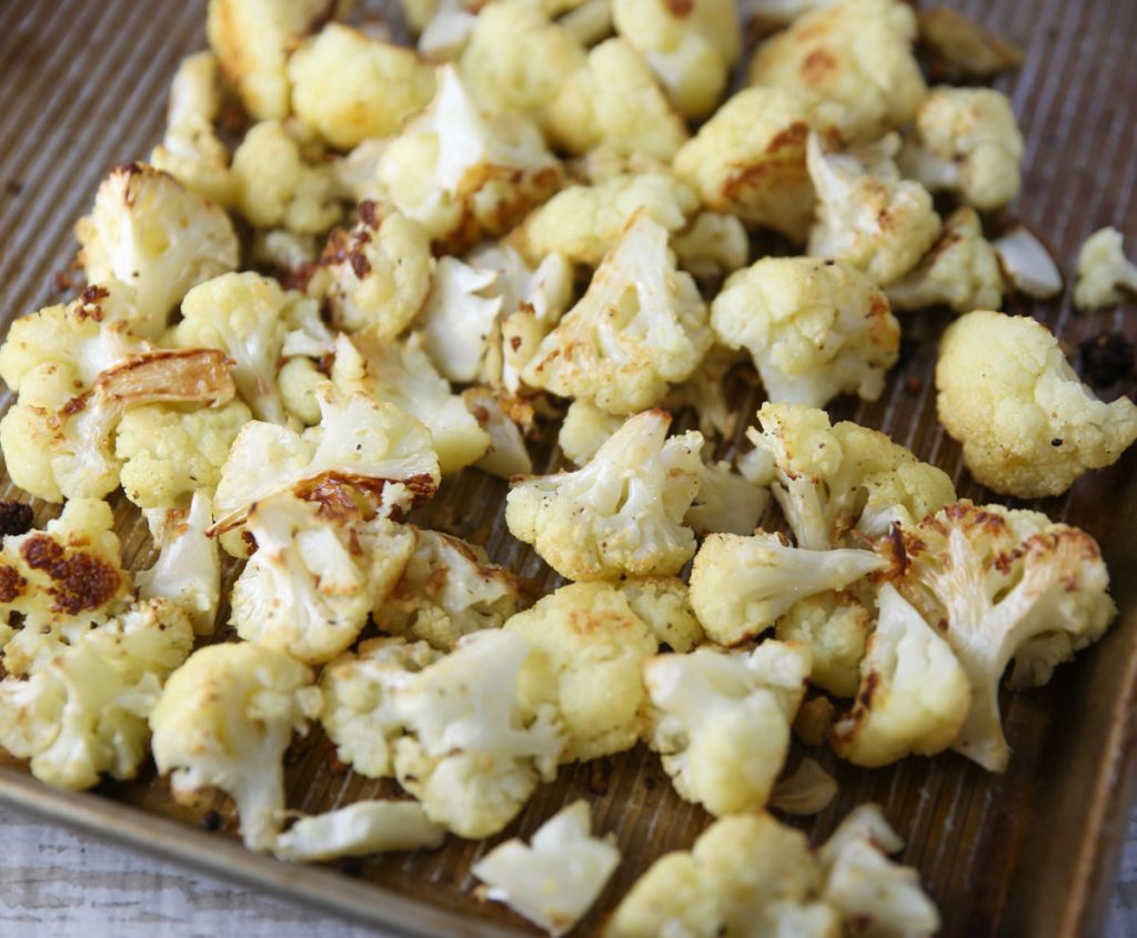 Roasted Garlic Cauliflower - Tastefulventure