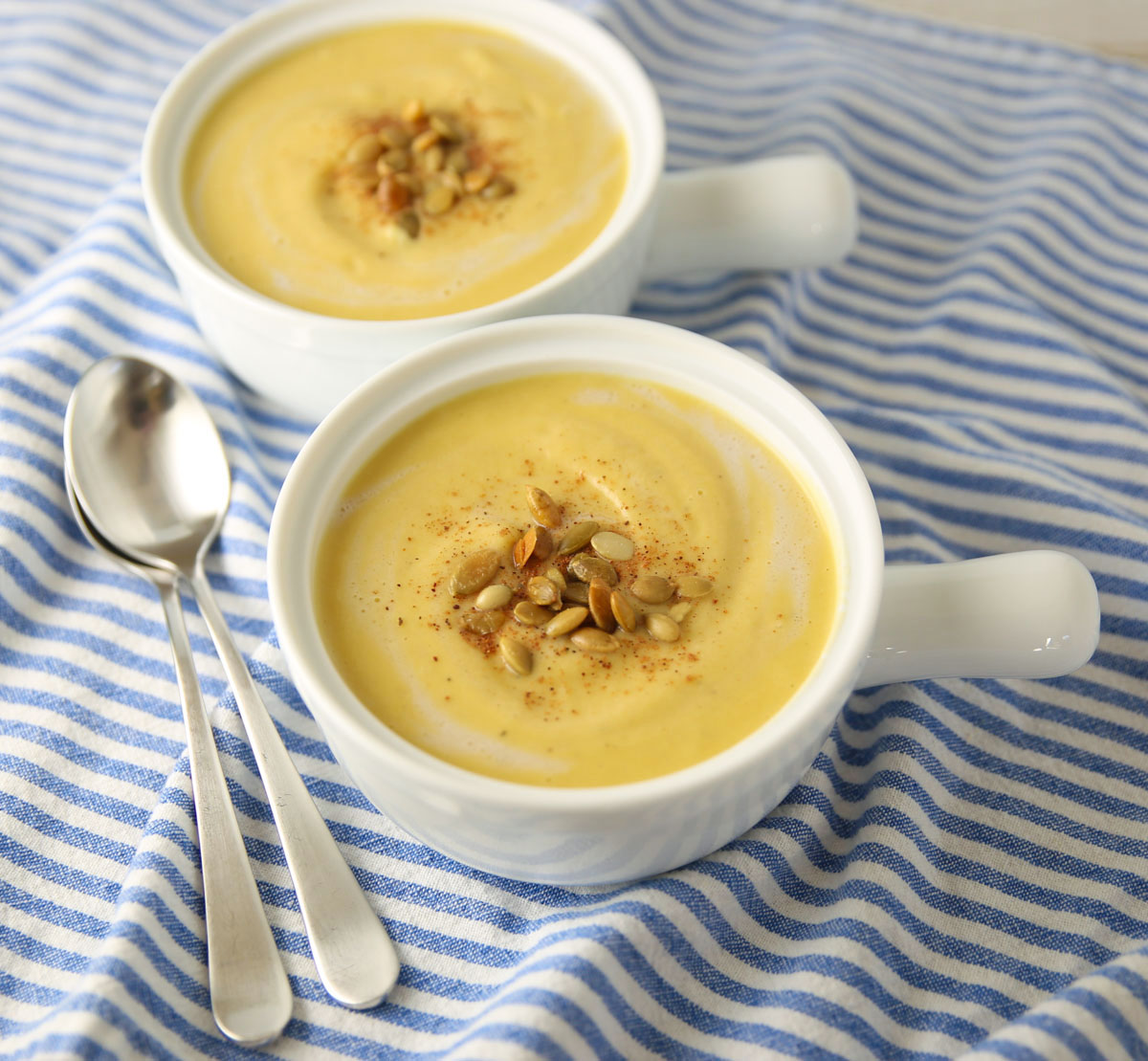 acorn squash soup in two bowls